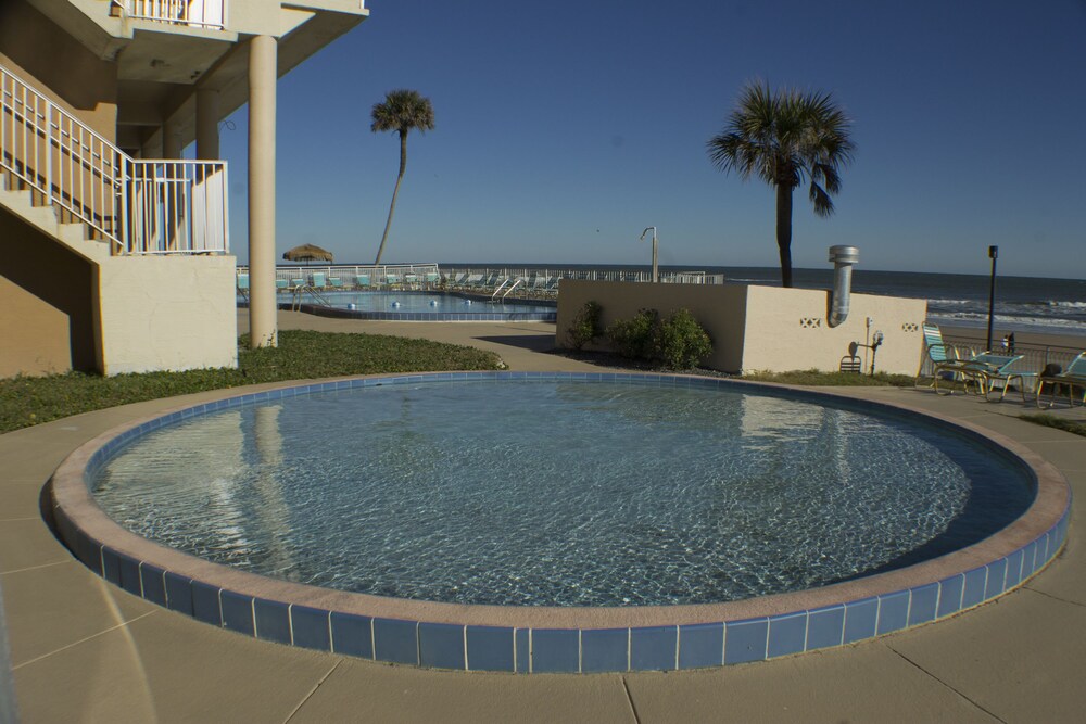 Makai Beach Lodge - photo 32