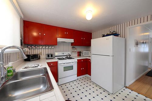 219CL 219 Claressa Ave — Avalon — photo 5