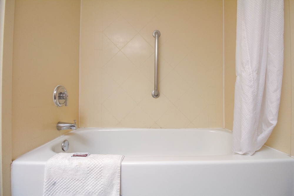 Tulsa Square Hotel Central I 44 By OYO - photo 54