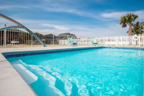 Southern Seabreeze by Oak Island Accommodations - photo 26