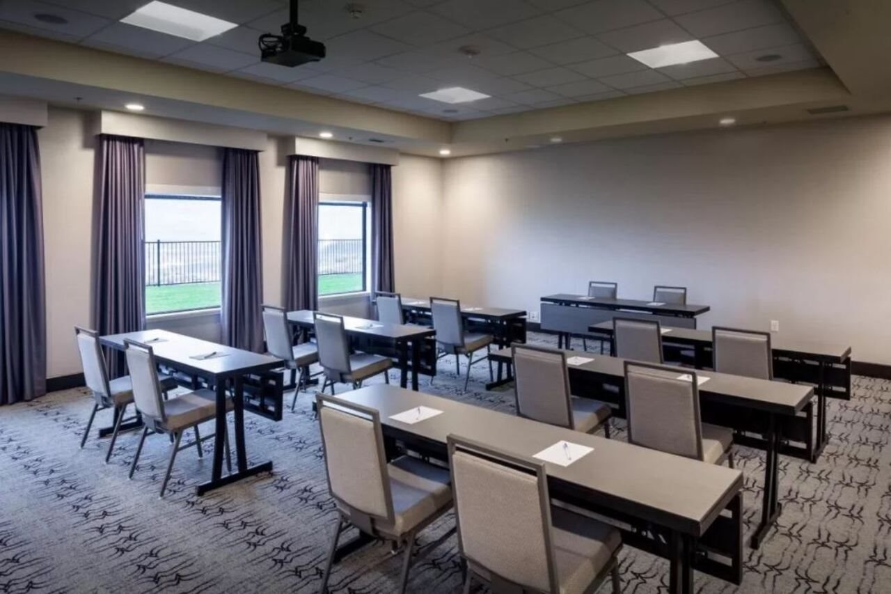 Hampton Inn Lewiston ID - photo 7