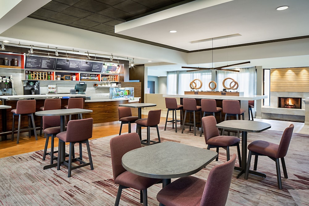 Courtyard by Marriott Dallas Arlington Entertainment Dist - photo 20