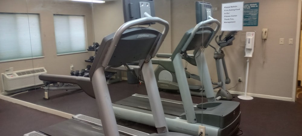 Red Roof Inn Clifton Park - photo 36