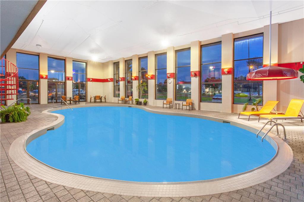 Baymont by Wyndham Grand Haven - photo 7