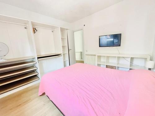 Alojamiento Entero Junto Ifema Y Aeropuerto - last minute hotel in Madrid