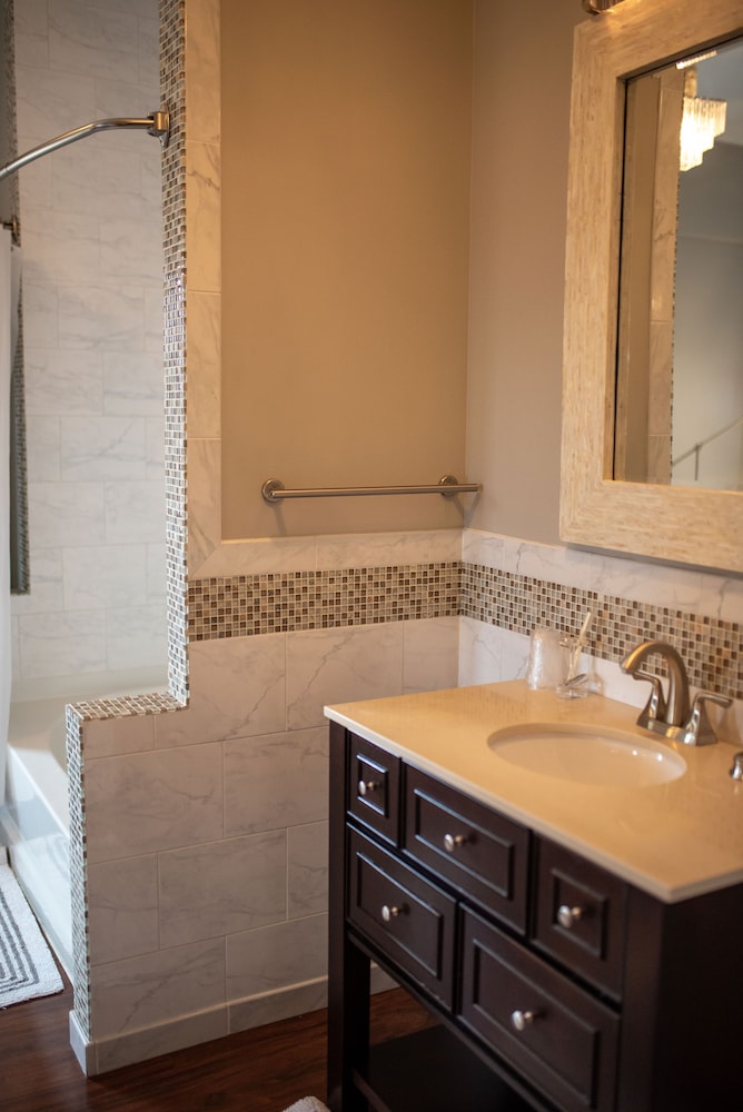 Fountainview Inn - photo 85
