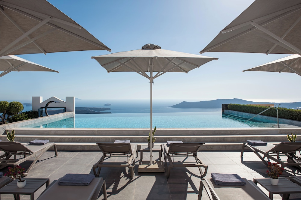 Aeifos Boutique Hotel — Fira — photo 2
