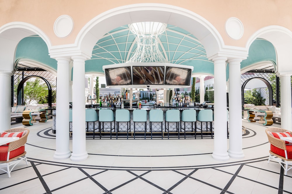The Venetian Prestige Club Lounge - photo 88