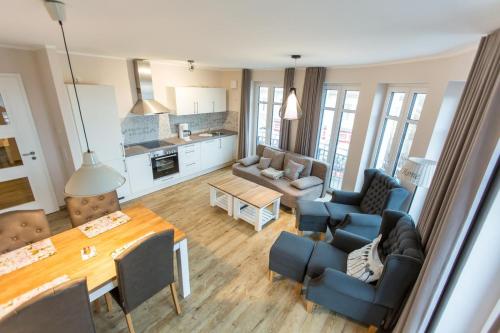 Sunnevelt Apartment 13 — 4-Star Luxury Hotel in Ostseebad Kuehlungsborn, Germany