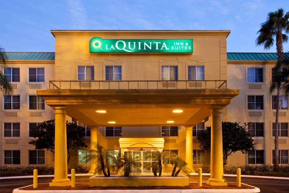 La Quinta Inn & Suites by Wyndham Lakeland East - photo 3