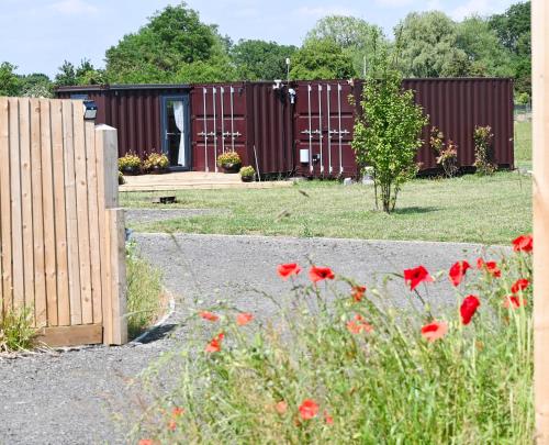 Myrtle - carbon neutral hotel in Badsey