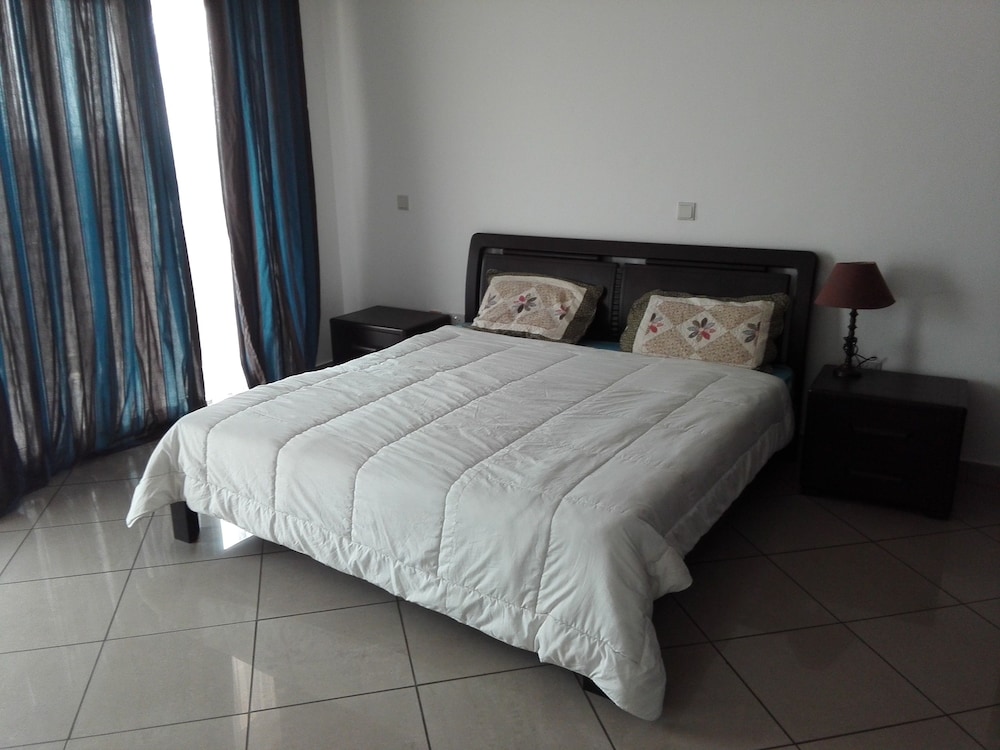 Trevi Towers — Accra — photo 4