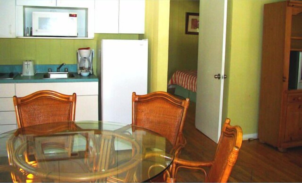 Silver Sands Beach Resort - photo 8