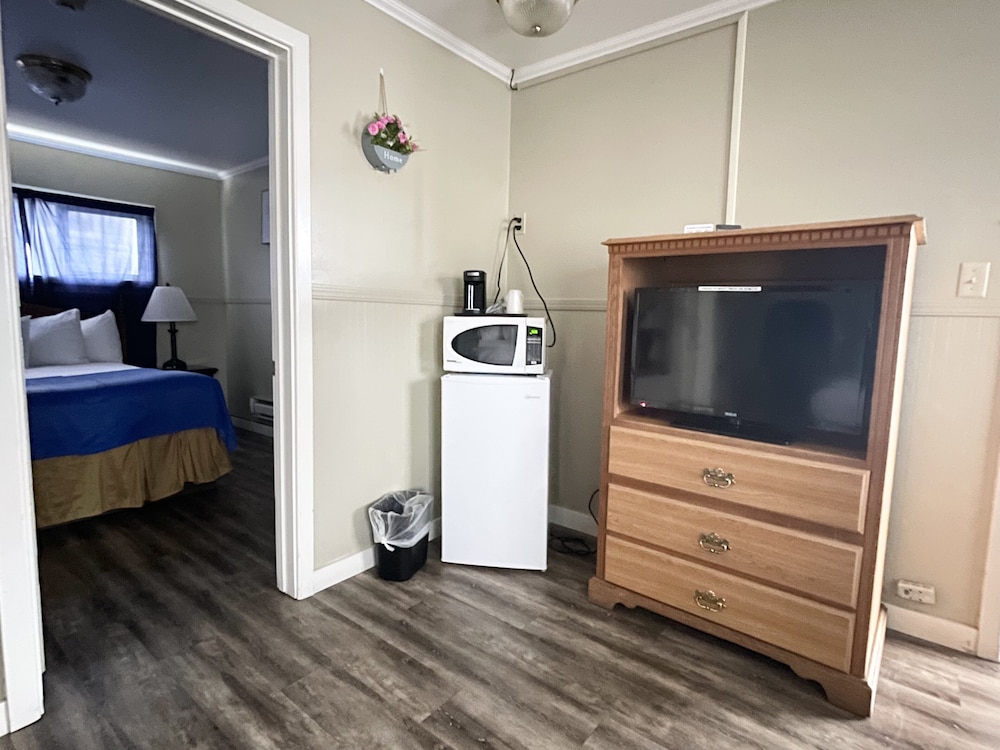 Travelodge by Wyndham Fort Bragg - photo 40
