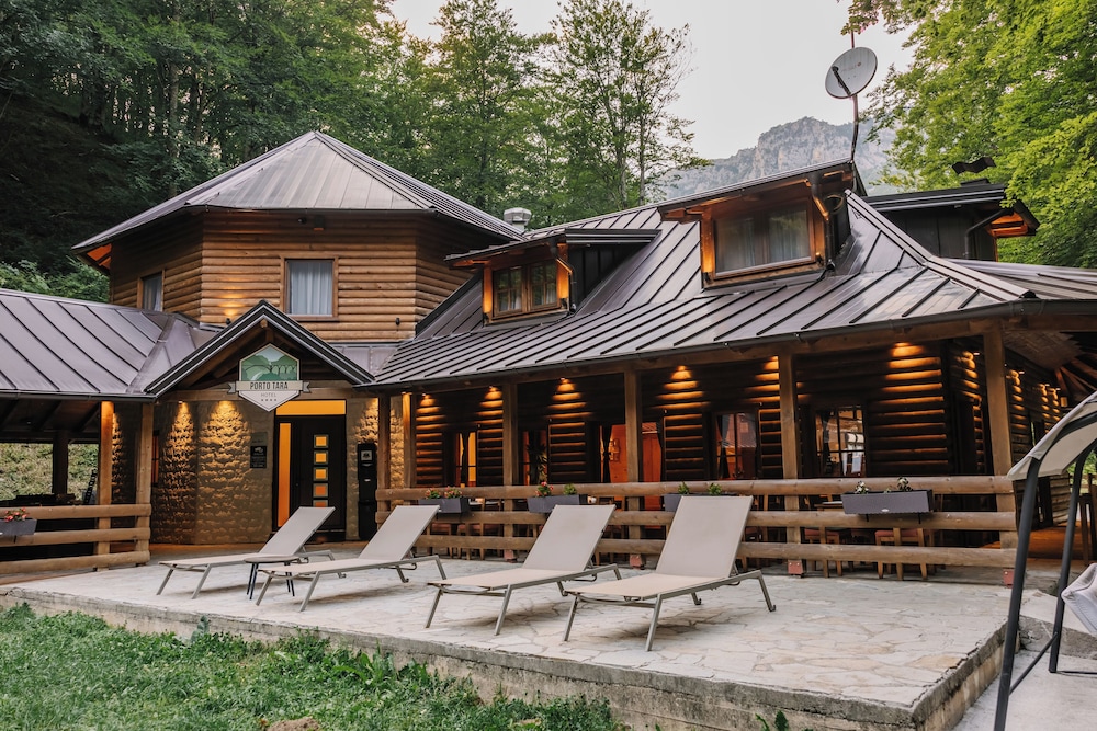 Hotel Porto Tara in Zabljak, Montenegro
