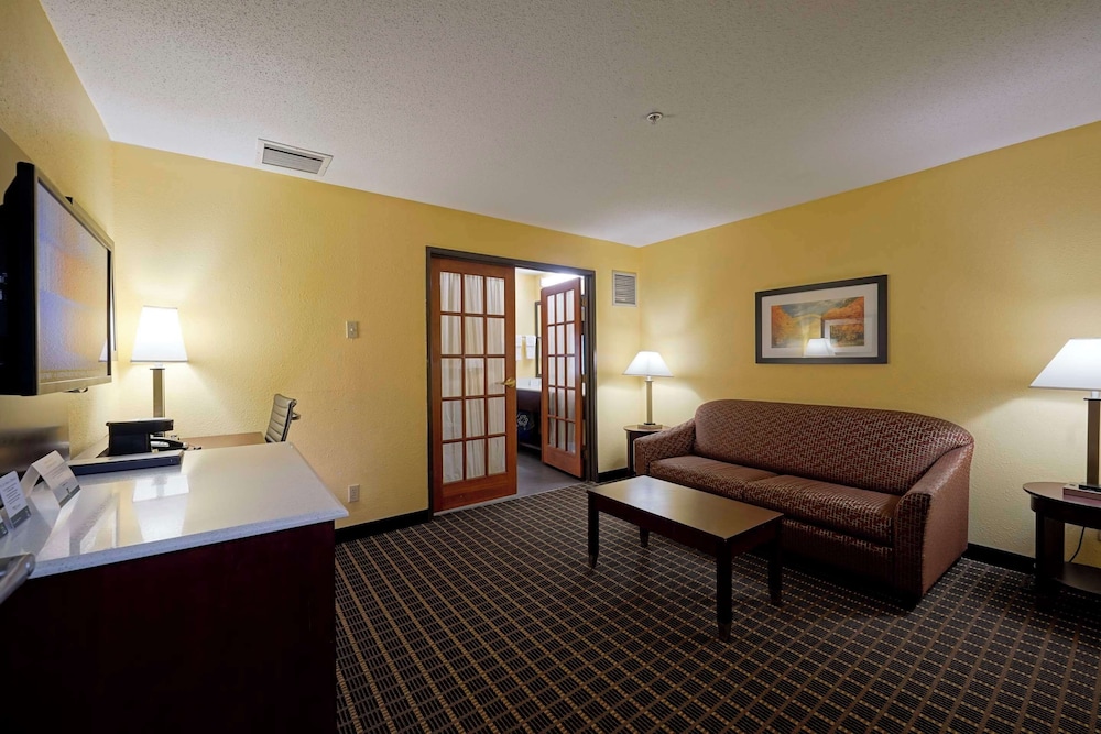Quality Inn & Suites Harrington Milford - photo 15
