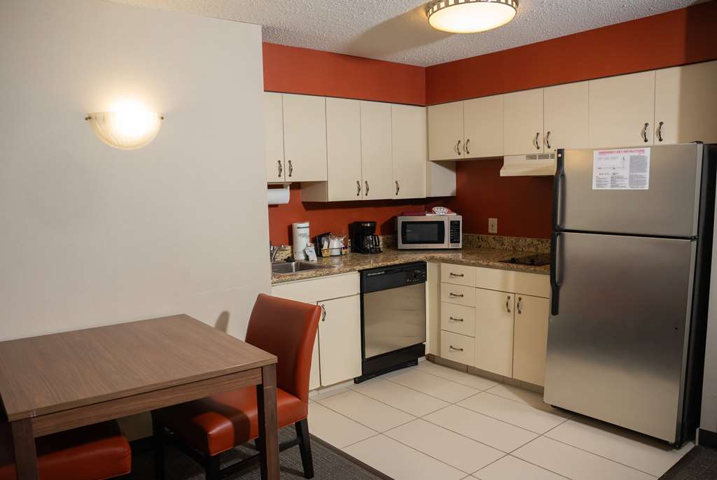 Hawthorn Suites BY Wyndham Erie - photo 16
