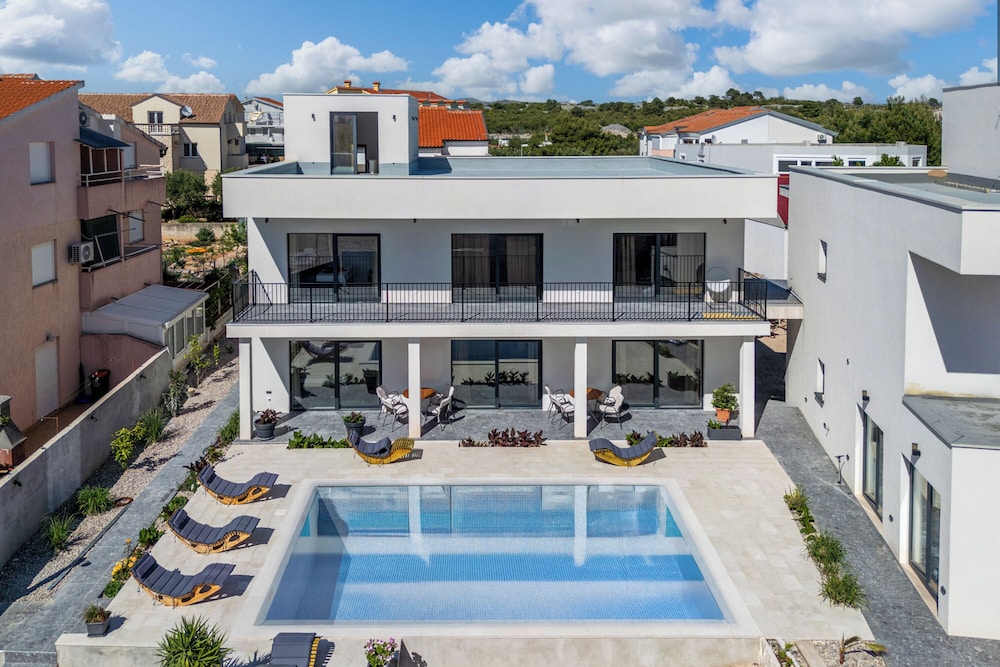 Villa Claudio — 4-Star Luxury Hotel in Vodice, Croatia