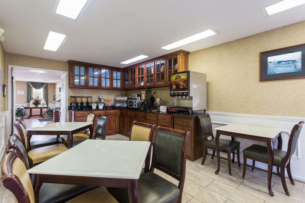 Baymont by Wyndham Waycross - photo 15