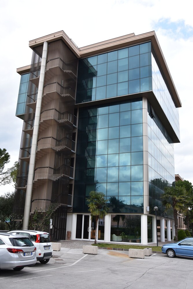 Hotel Gentile Da Fabriano