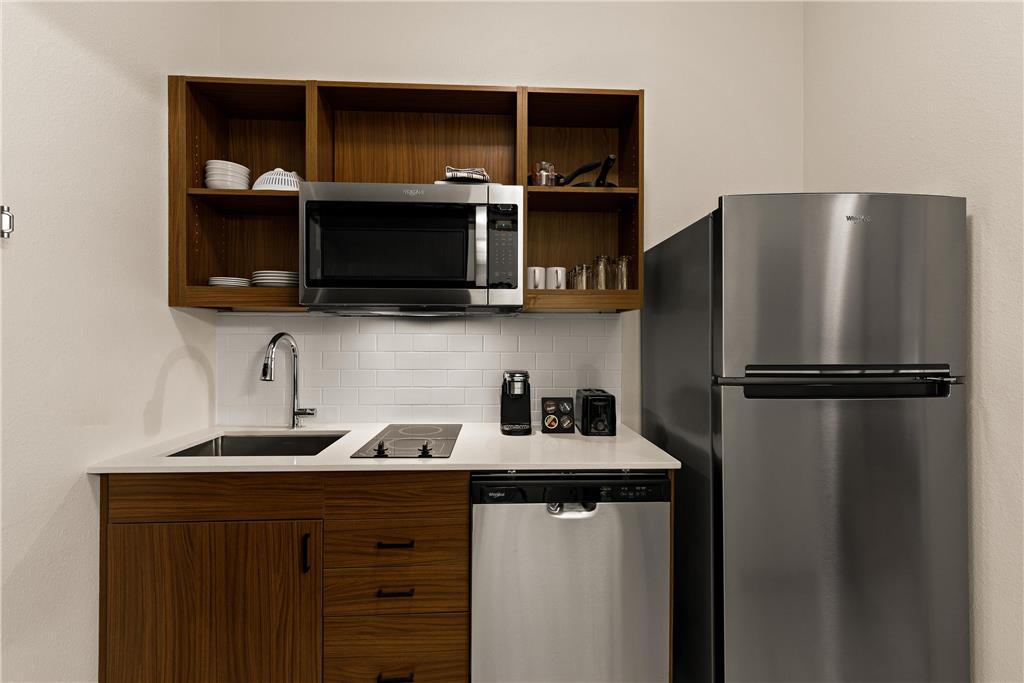 Everhome Suites Yuma East I 8 - photo 20