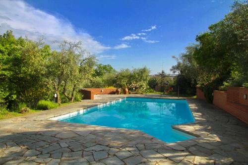 Villa Giulia — 4-Star Luxury Hotel in Lucignano, Italy