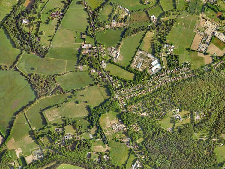 Hill Top Farm Lodges — hotel in Chertsey