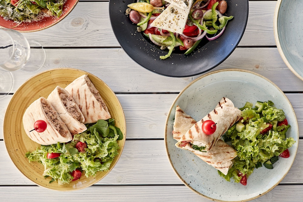 מזון ומשקאות