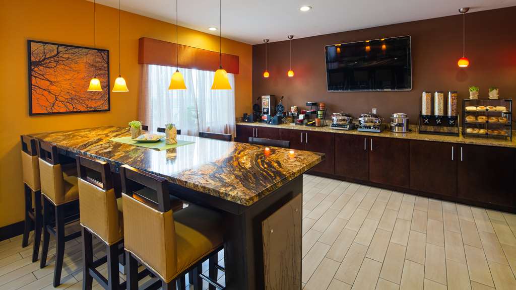 Best Western Plus Whitewater Inn - photo 12