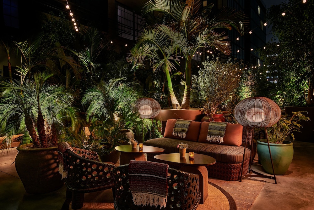 Hollywood Volume A Tribute Portfolio Hotel - photo 55