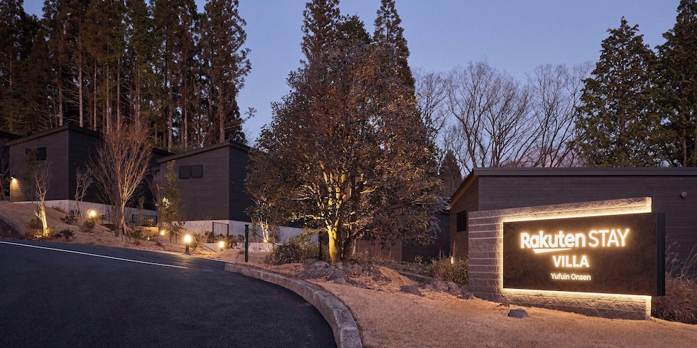 Rakuten Stay Villa Yufuin Onsen — 4-Star Luxury Hotel in Yufu, Japan