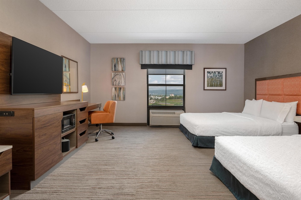 Hampton Inn & Suites Wilkes Barre Scranton - photo 6