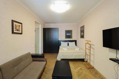 Cozy Apt near Vake Park By Wehost