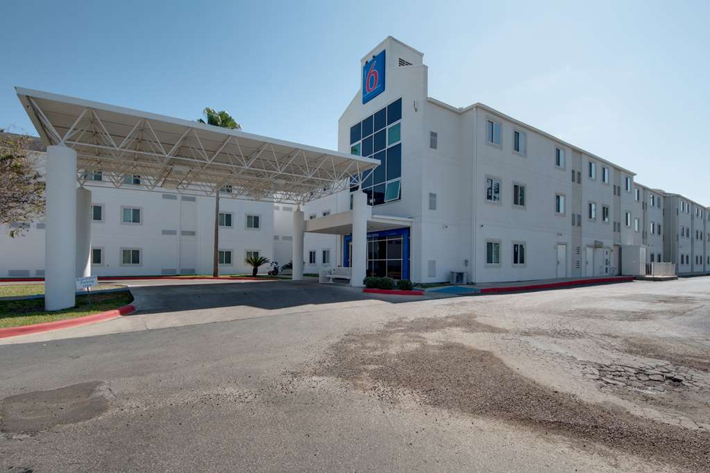 Motel 6 Brownsville TX - photo 2