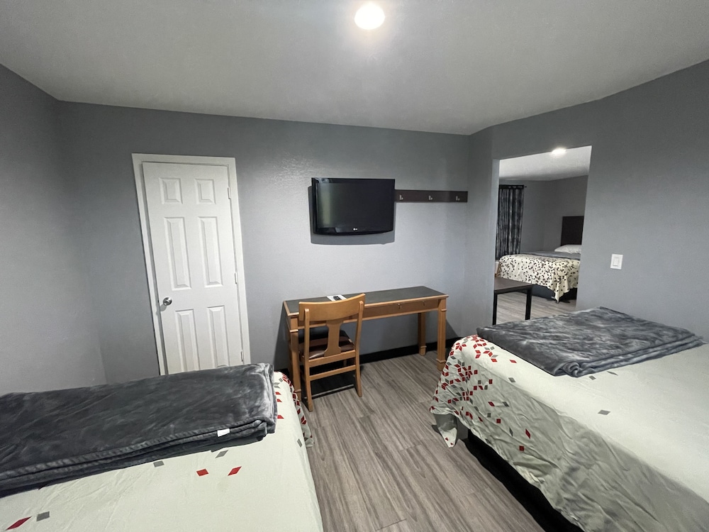 Ridge Motel - photo 37