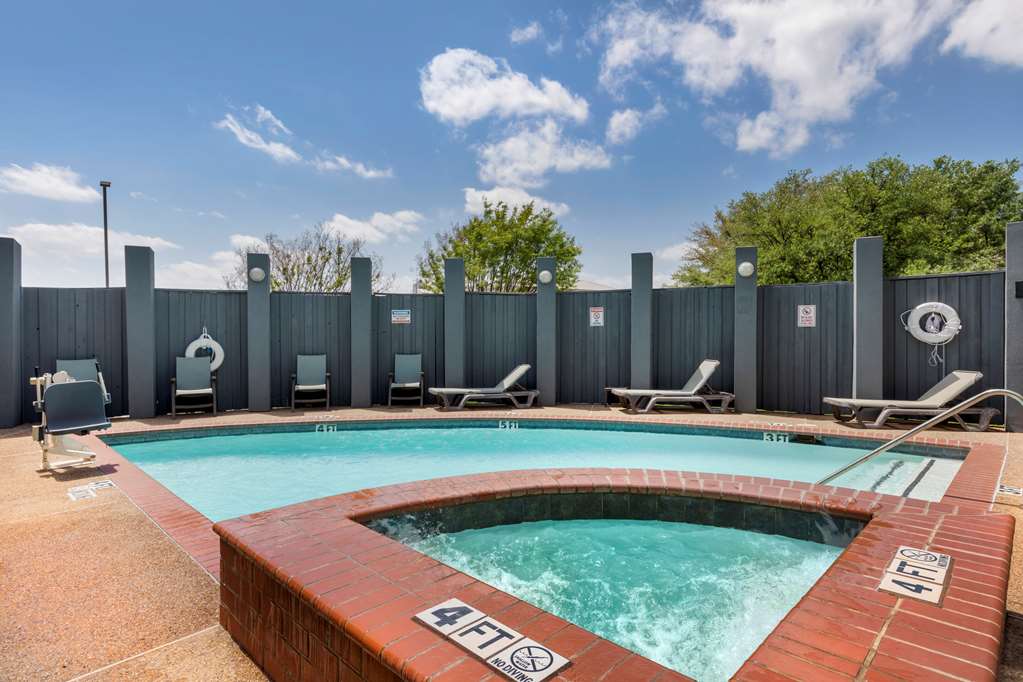 Comfort Suites DFW Airport - photo 24
