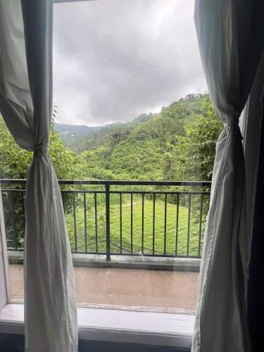 Whispering - last minute hotel in Unknown City