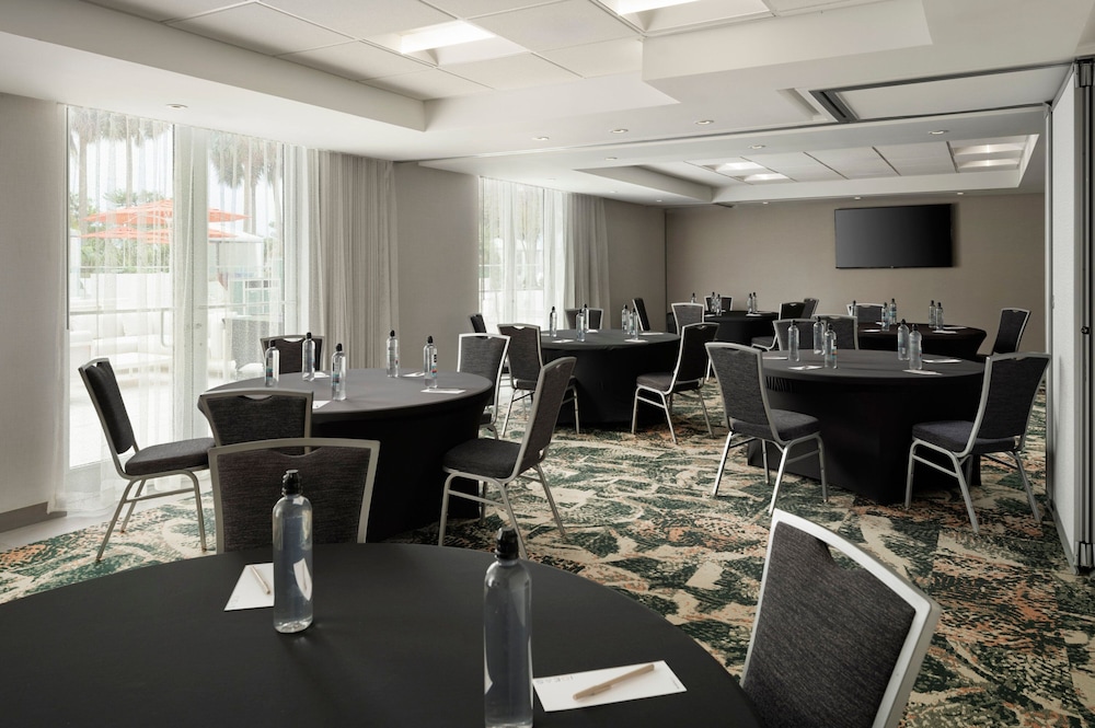 Residence Inn by Marriott Miami Beach Surfside - photo 48