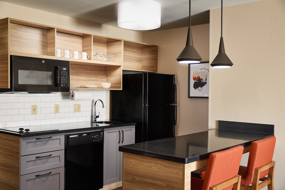 Candlewood Suites Milwaukee Airport by IHG - photo 29
