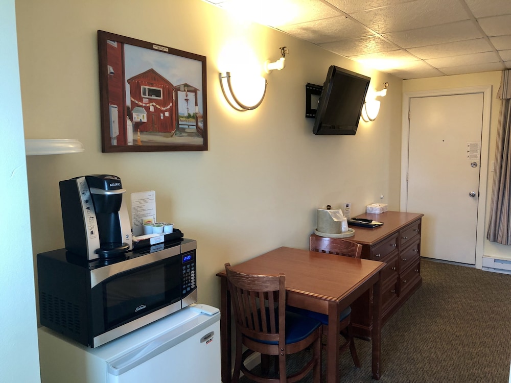 Atlantic Oceanfront Hotel - photo 38