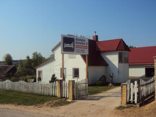 Griežto 5 Manor — hotel in Zarasai