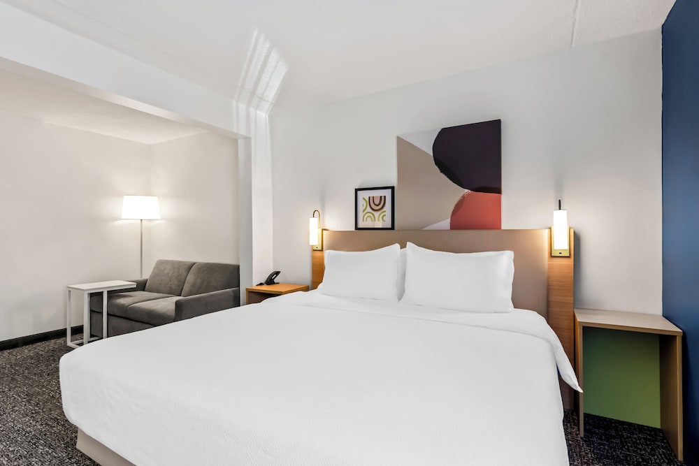 Spark by Hilton Lexington - photo 4