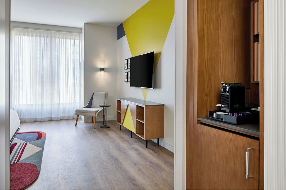 Hotel Celare Cincinnati Midtown a Tribute Portfolio Hotel - photo 22