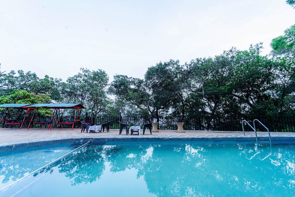 Sun N Shades Resort in Matheran, India