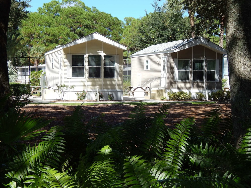 Road Runner Travel Resort Caravan Park - photo 2