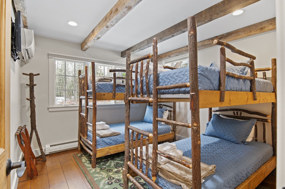 Brook Bound Inn - photo 16