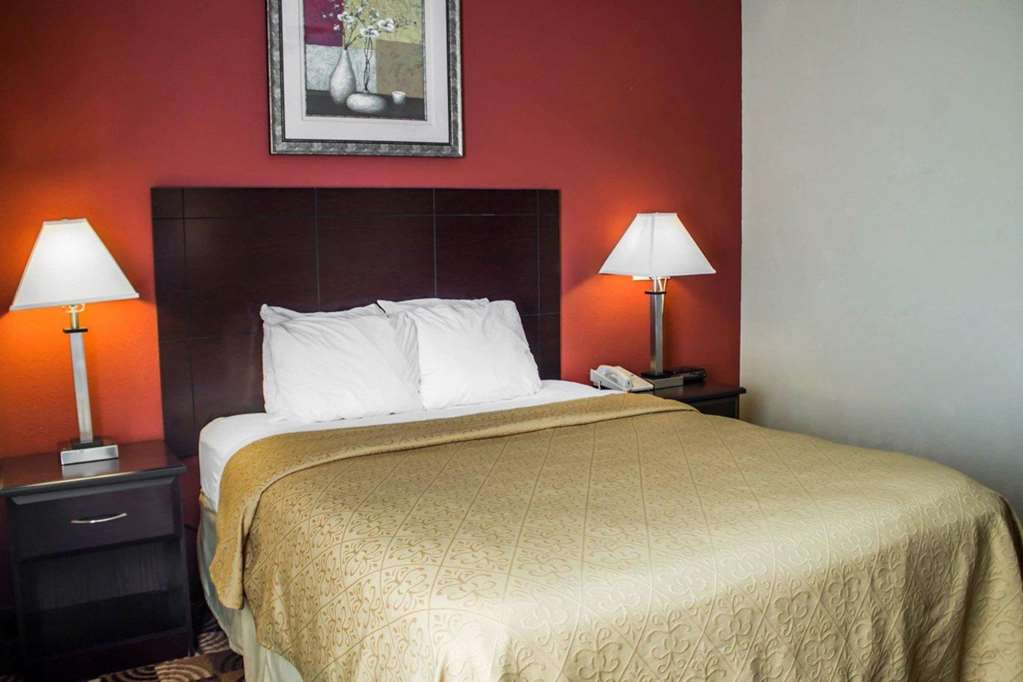 Quality Inn Brunswick Cleveland South - photo 17