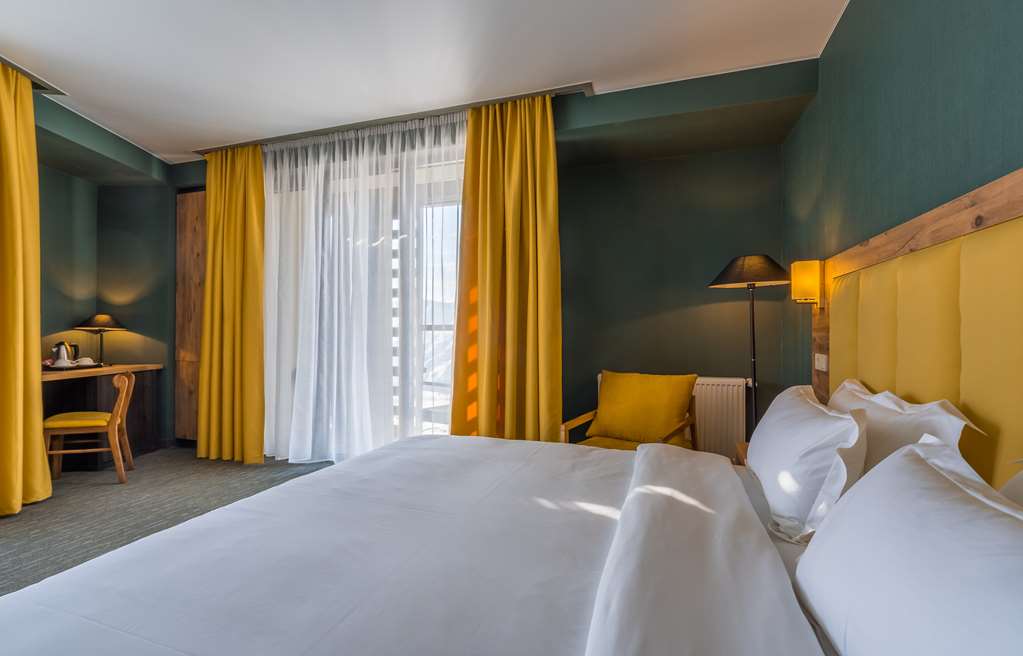 Superior Guest Room with One King Size Bed