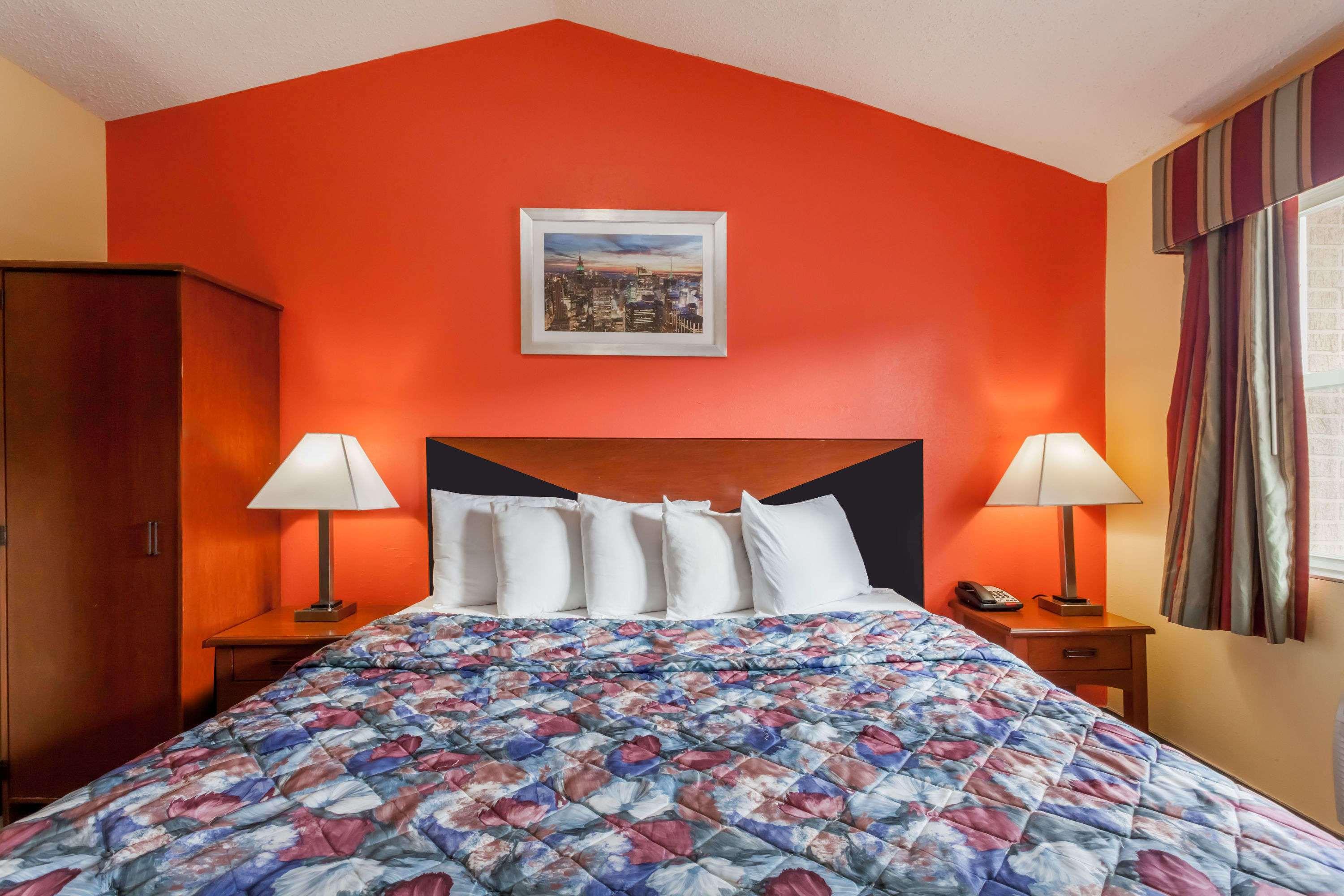 Travelodge by Wyndham Jersey City - photo 9