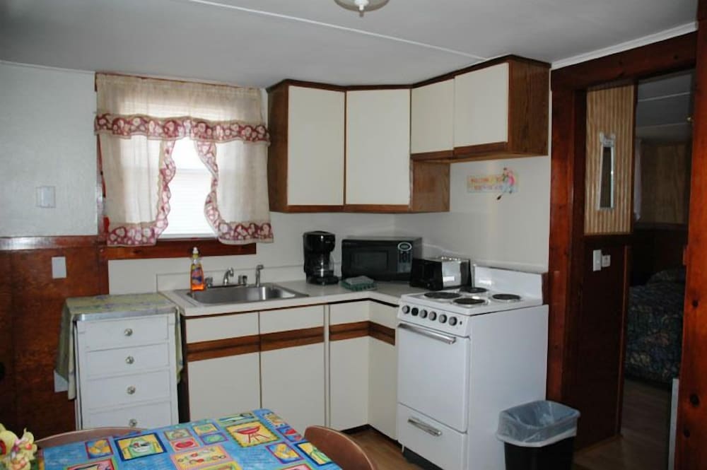 Channel Watefront Cottages - photo 70